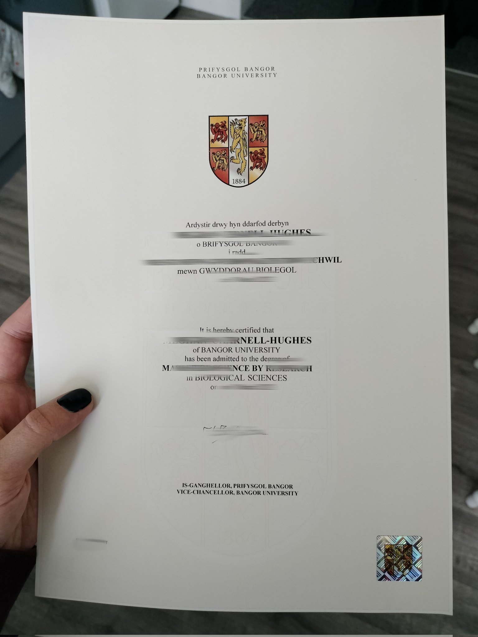 丢失补办班戈大学毕业证最新案例，英国Bangor University文凭成绩单指定合作补办机构，办理一份班戈大学学位证需要准备那些资料