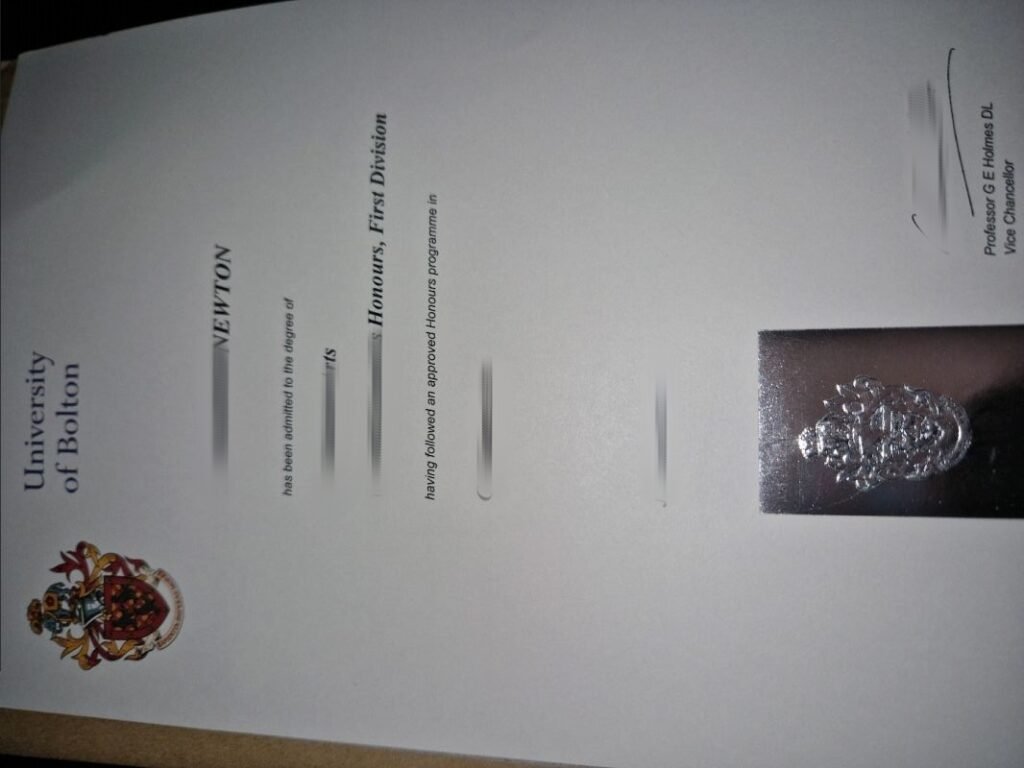 制作英国波尔顿大学高仿毕业证|办理University of Bolton文凭,英国教育部认证,购买波尔顿大学毕业证书成绩单,英国留信认证