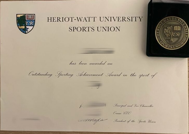 最新英国赫瑞-瓦特大学硕士毕业证制作案例图，英国HWU文凭证书与赫瑞瓦特大学成绩单等材料遗失快速补办