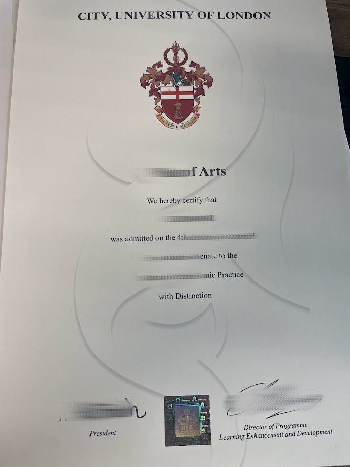 英国就业推荐办圣乔治医学院毕业证书,英国大学本科学位证,硕士文凭成绩单,做真实留信认证教育部学历认证